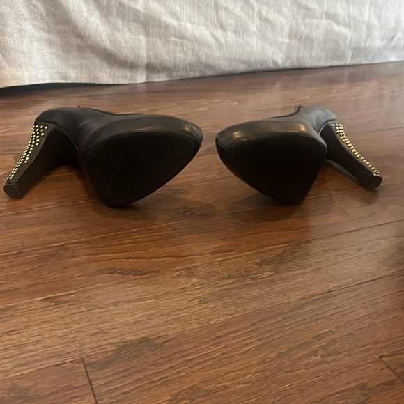 Classic Black Heels with Gold Studs - Picture 3 of 7